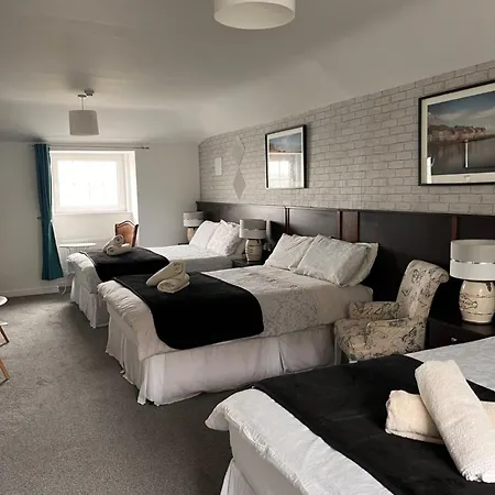 The Light House Konukevi