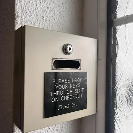 ザ ライト ハウス 3*