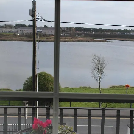 ザ ライト ハウス ゴールウェイ