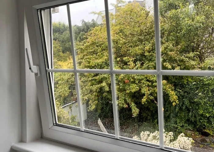 The Light House 3* Galway